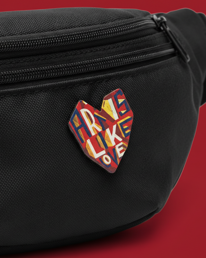 Bob and Roberta Smith 'Art is Like Love' Badge